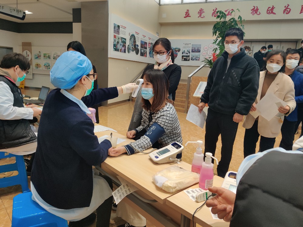 心有大爱，奉献爱心