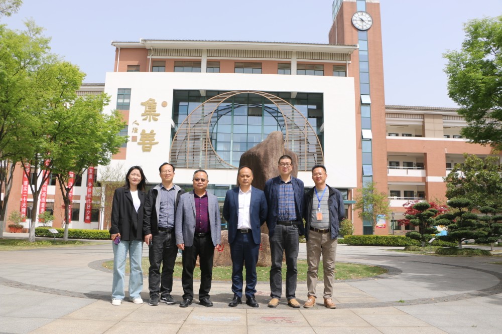 好书伴成长  书香润童心