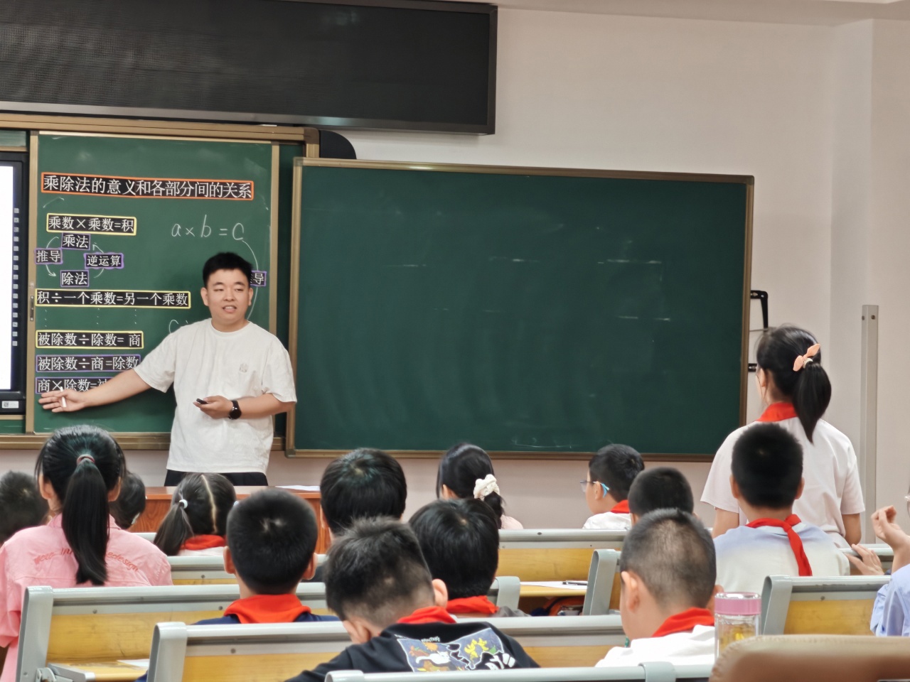 循“新”而教，研以致远